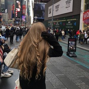 Meet your Posher, Erika